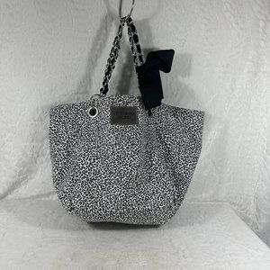 Rare Victoria's Secret supermodel essentials bag chain handle leopard print